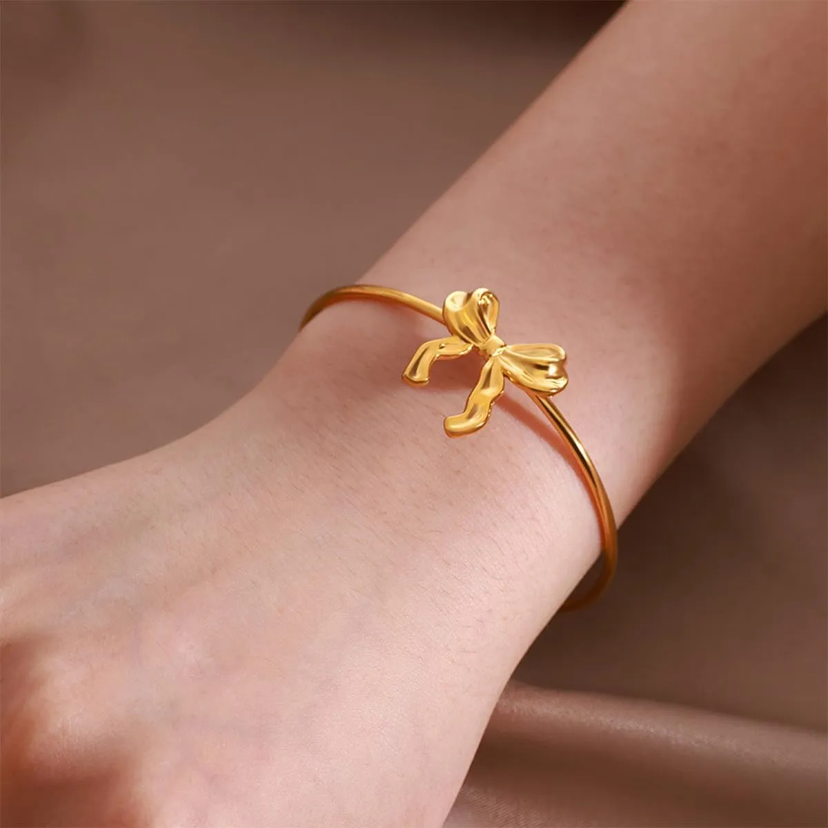 18K Gold Bow Bracelets for Women Silver Plated Ribbon Bow Tie Knot Bracelets Elegant Jewelry Gift for Women