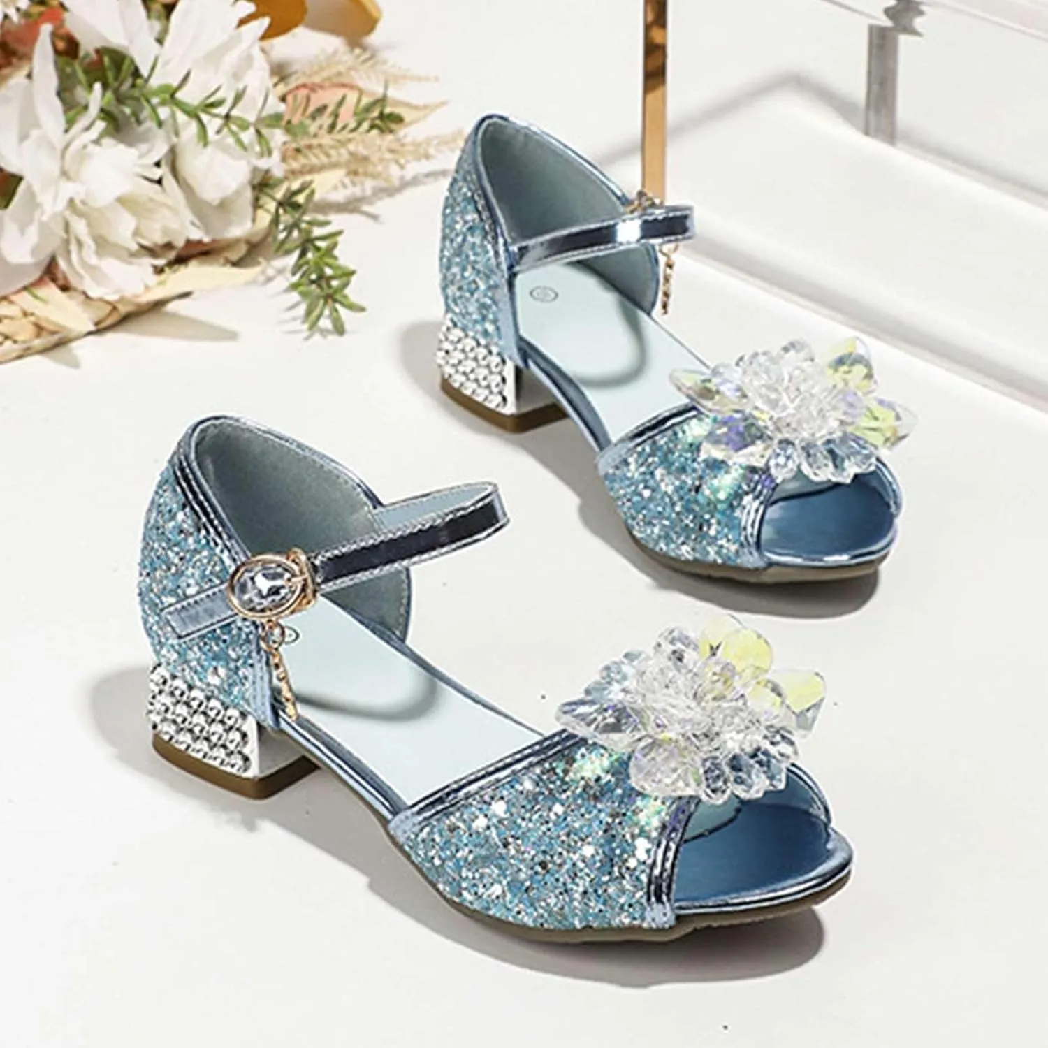 2025 Girls Casual Sandals Comfortable Dressy Party Dance Shoes with Ankle Strap Fashion Cute Bow Open Toe Soft Sole Kids Slippers Breathable Slip-On Shoe Summer Beach Vacation Slides