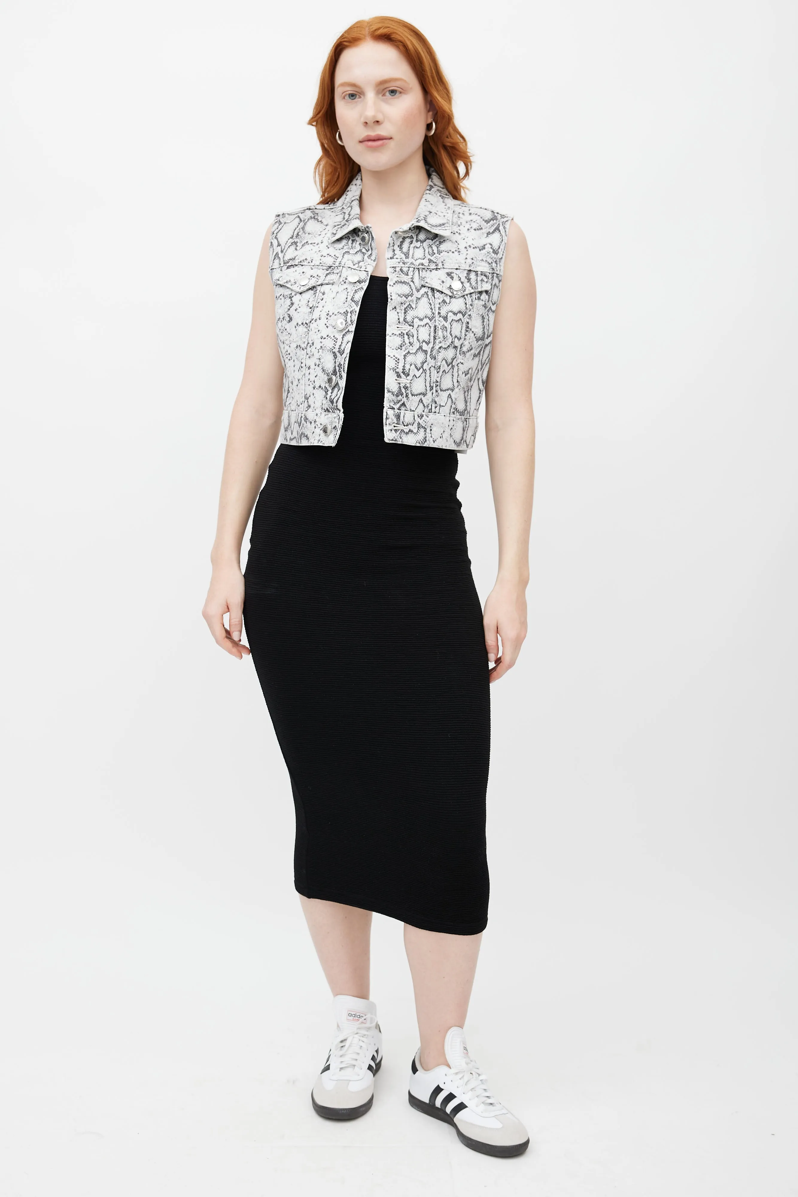 Black & White Print Sleeveless Vest