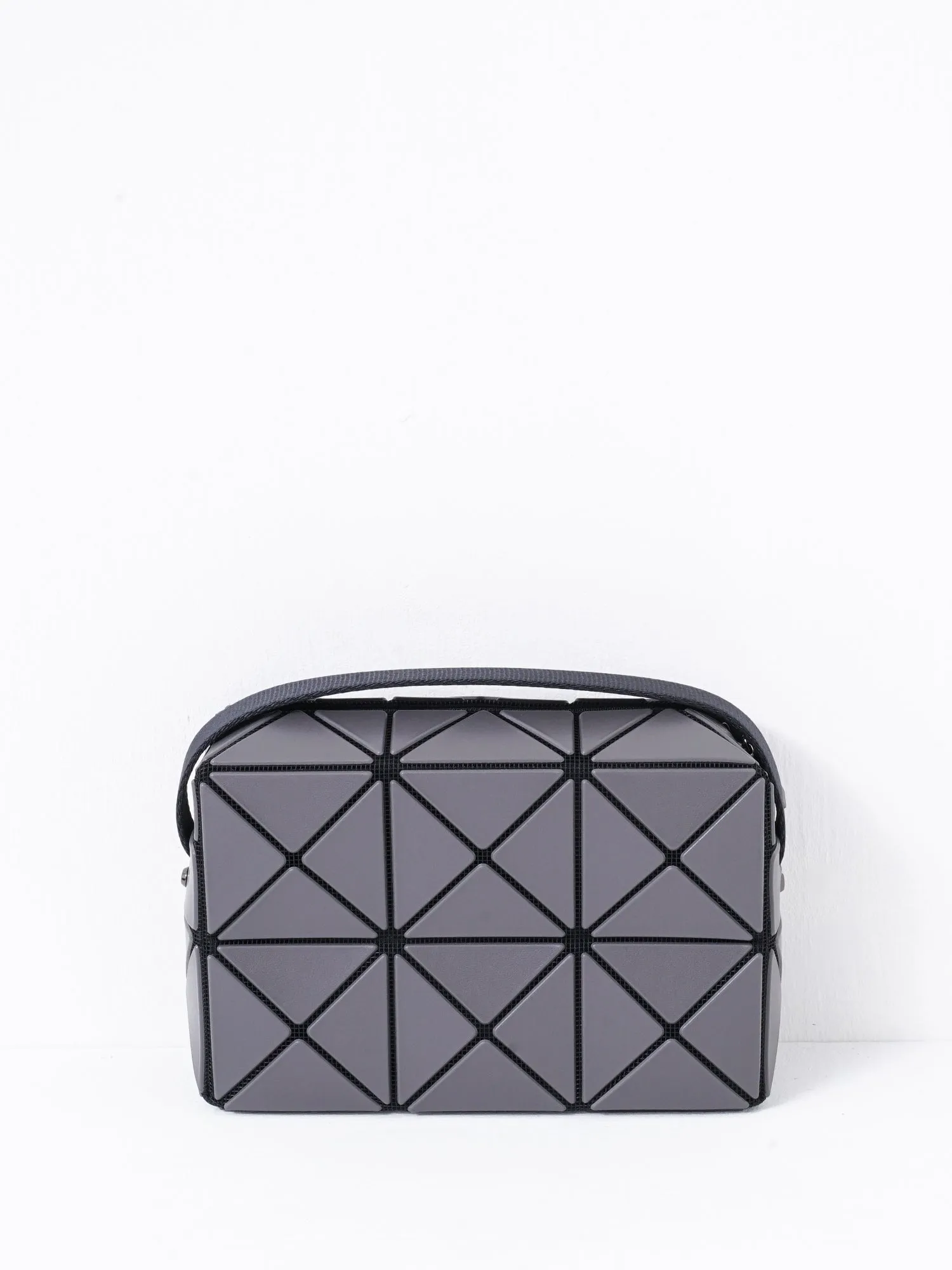 CUBOID_14-CHARCOAL GRAY_BB36AG661