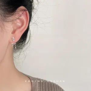 Ear Cuff Earrings for Women Bow Cartilage Non Piercing Earring Silver Earrings Clip On Earrings for Women Lightweight Hypoallergenic Hoop Earrings Fake Piercings for Women Teens Gifts