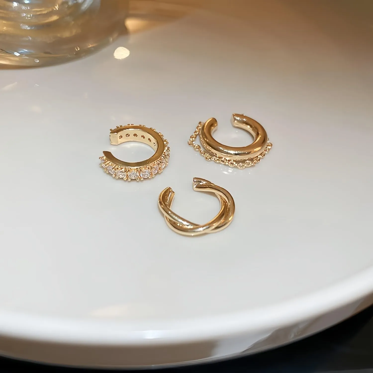 Gold Clip on Earrings For Women Trendy Ear Cuffs Non Piercing Cartilage Earring,14k Gold Plated Fake Piercings Earrings Earcuff,Women's Hoop Earrings Clips for Non Pierced Ears Earing Set