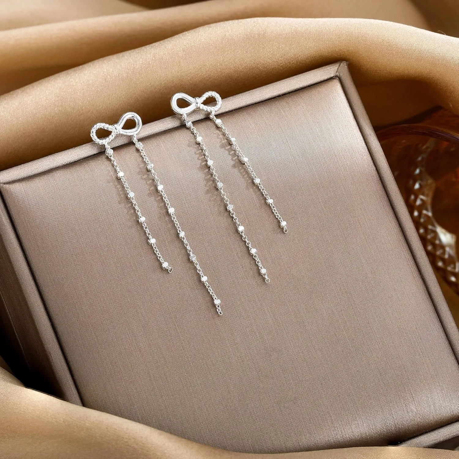 Gold/Silver Dangle Earrings for Women Dainty Long Hanging Chain Earrings Trendy Hypoallergenic Dangling Pearl Threader Earrings for Women Non-Tarnish Jewelry