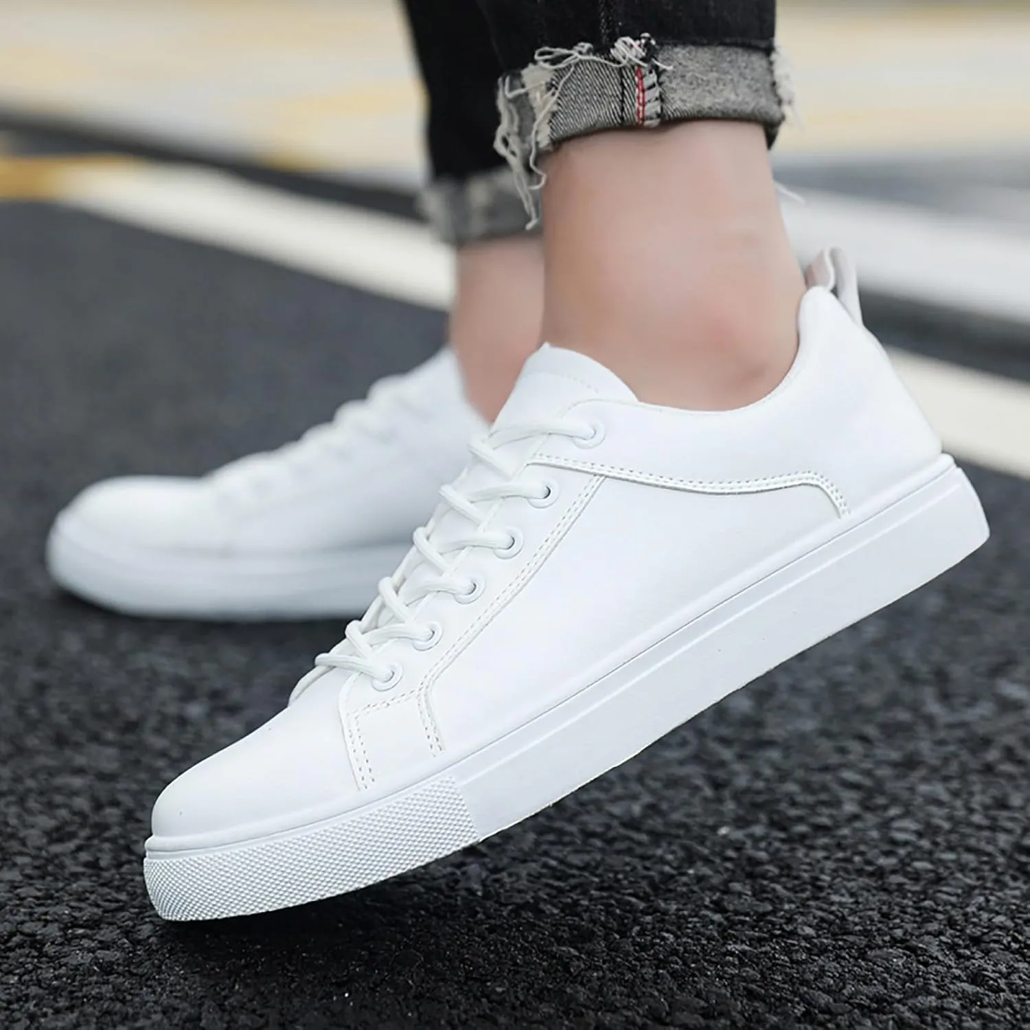 Low Top Sneakers for Women Lace-Up Retro Sneaker Wide Width Slip On Walking Shoes Comfortable Breathable Thick Sole Running Shoes