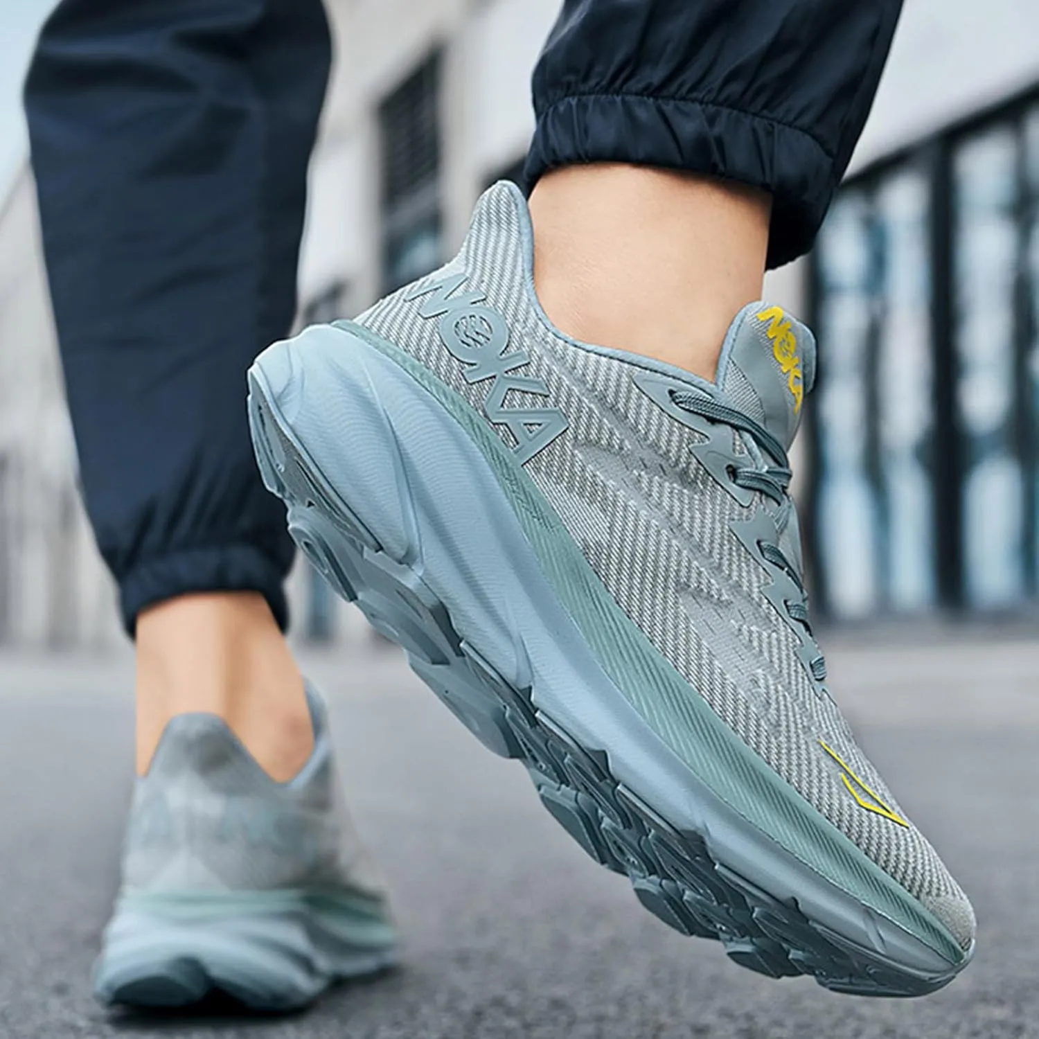 Men's Fashion Sneakers Breathable Mesh Running Shoes Cushioned Athletic Sneakers Non Slip Soft Sole Casual Athletic Walking Shoes