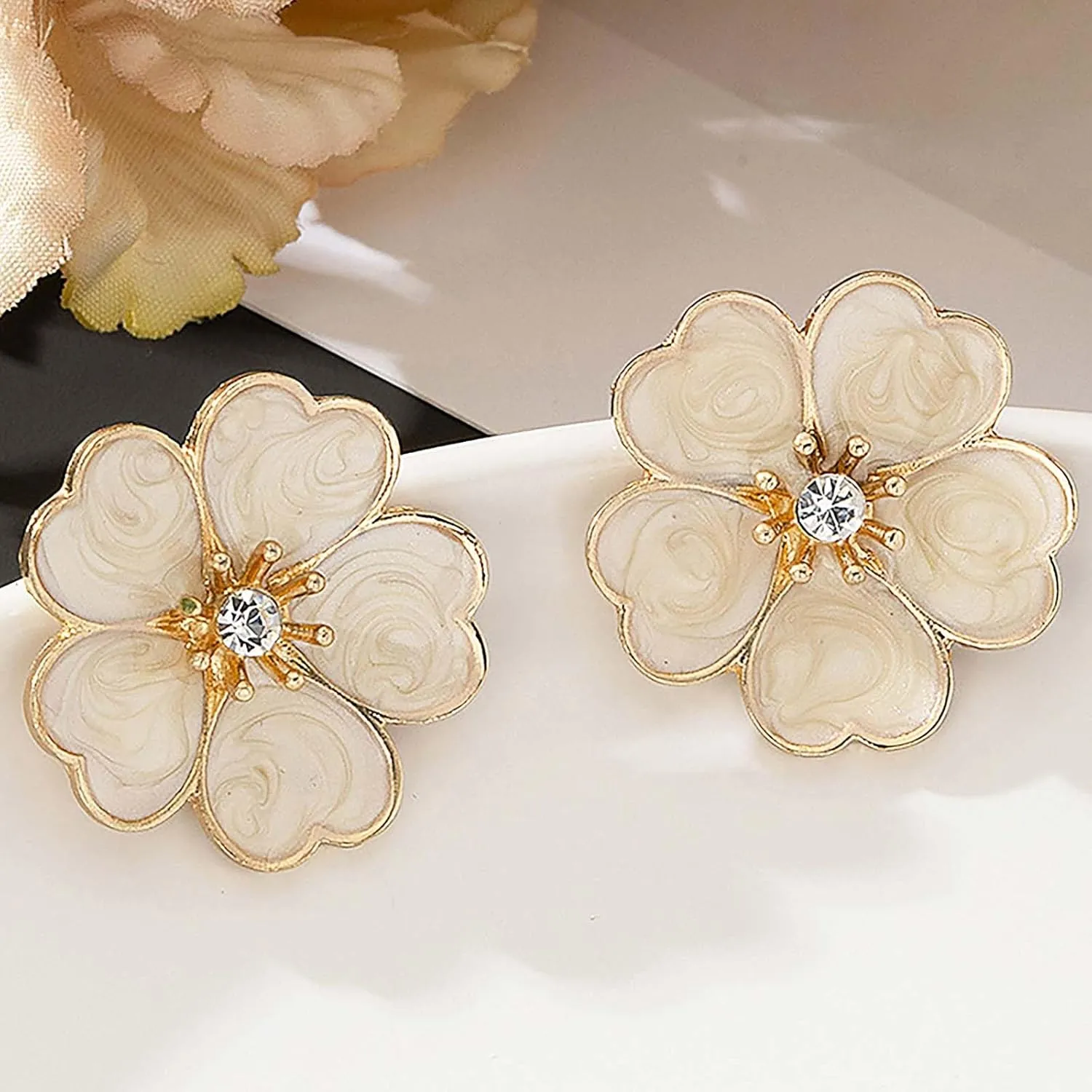 Olbye Flower Earrings Gold Stud Earrings Floral Dangle Drop Earrings Trendy Earrings Jewelry for Women