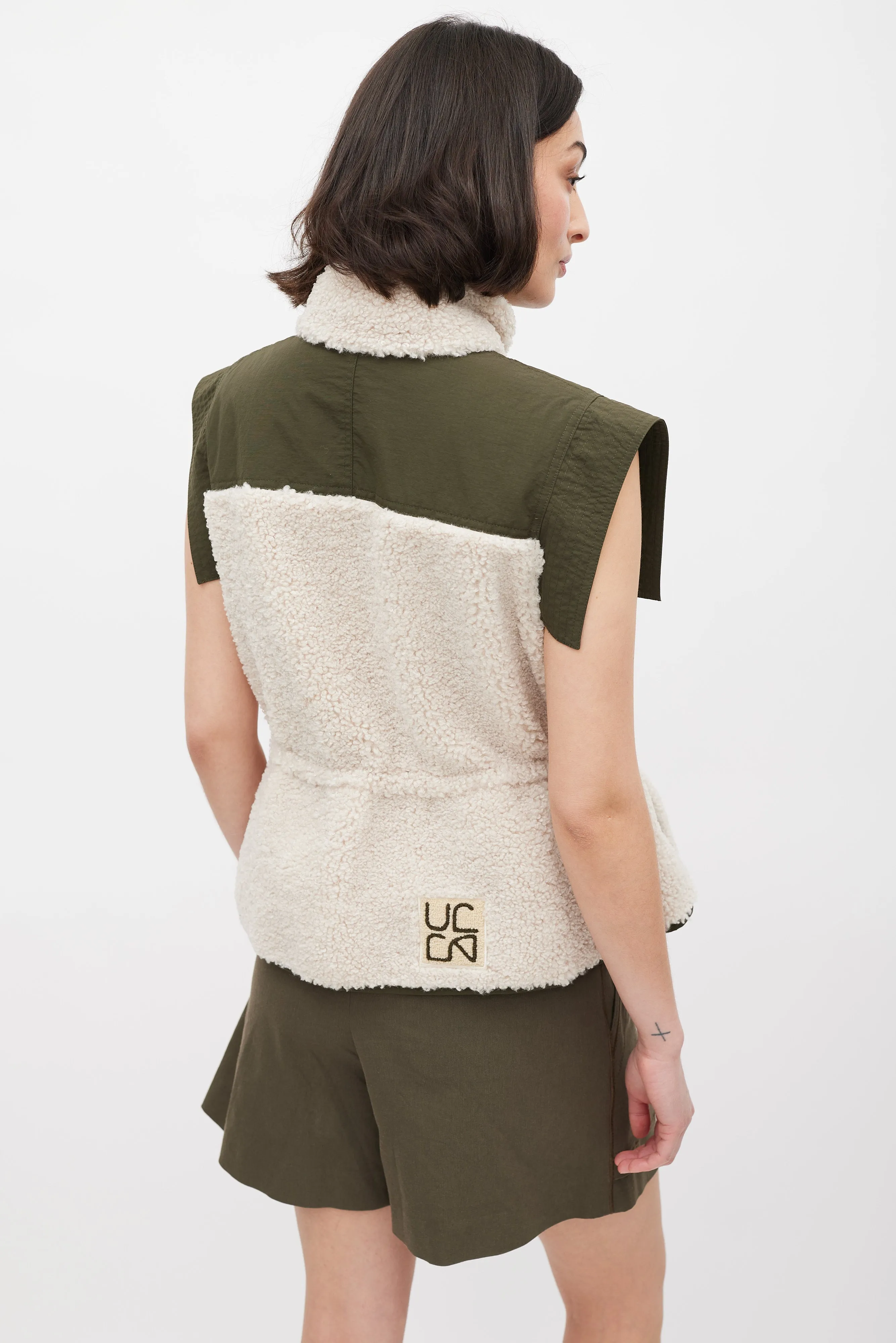 Pre Fall 2022 Green & Cream Nylon & Sherpa Vest