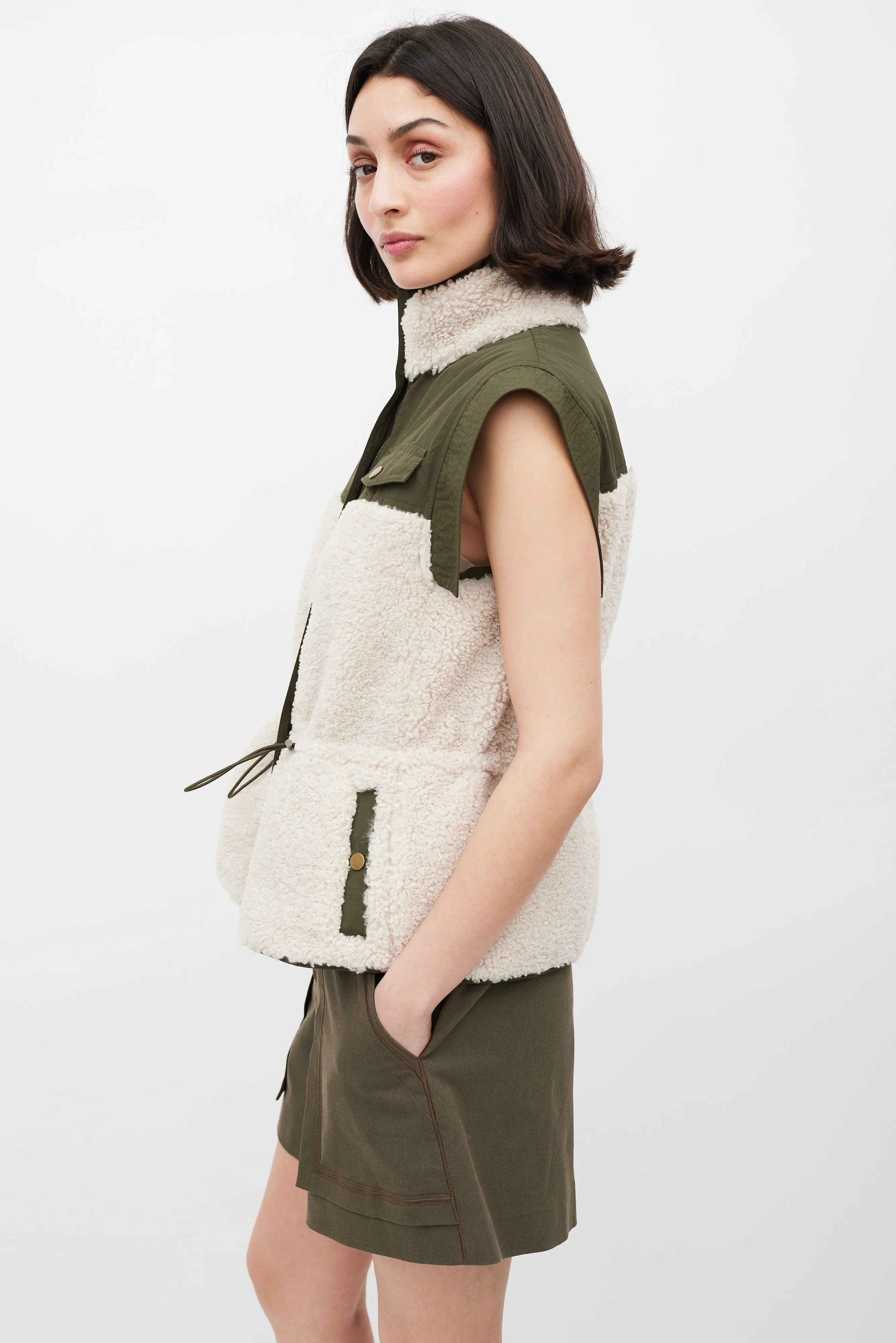 Pre Fall 2022 Green & Cream Nylon & Sherpa Vest
