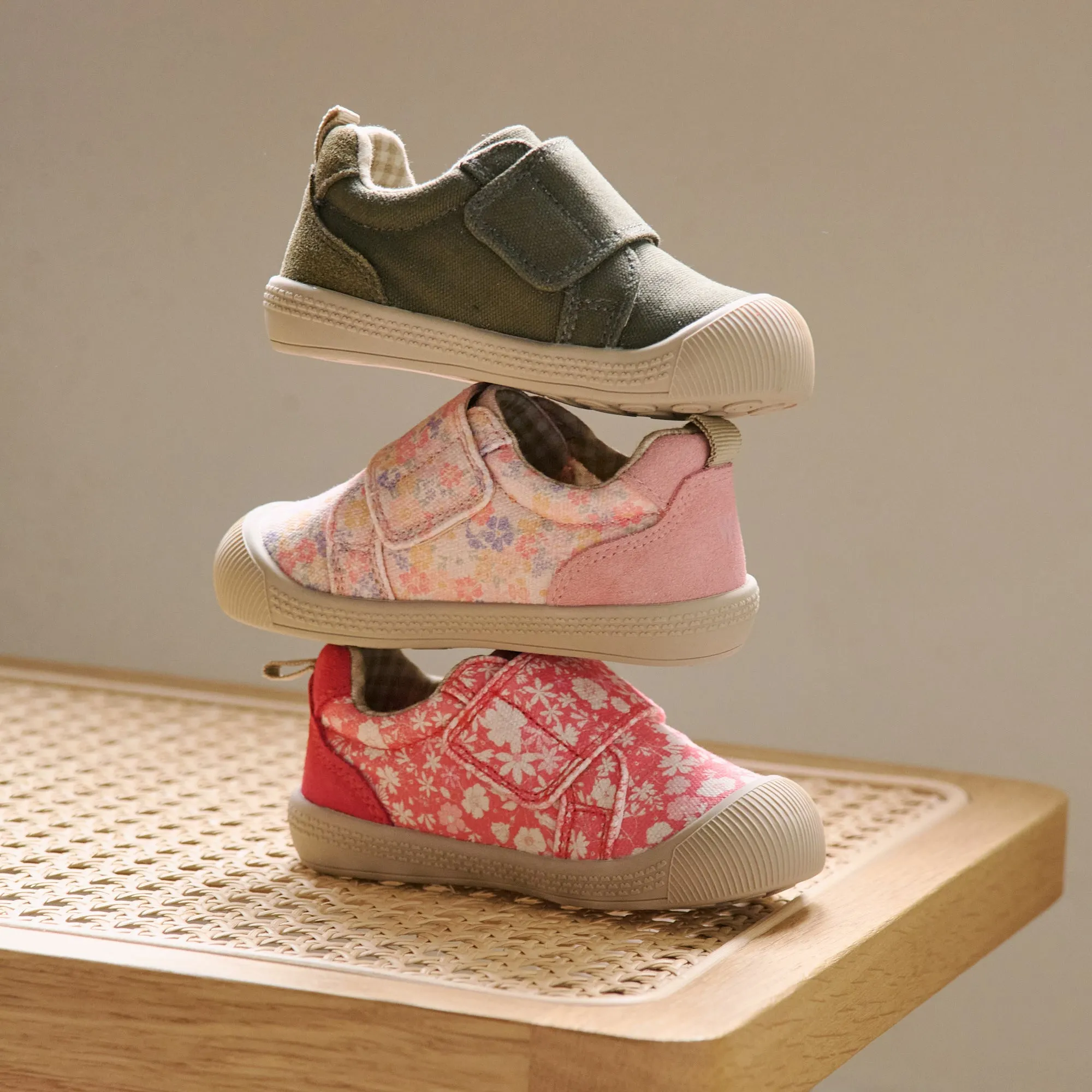 Prewalker Kei - dry pine