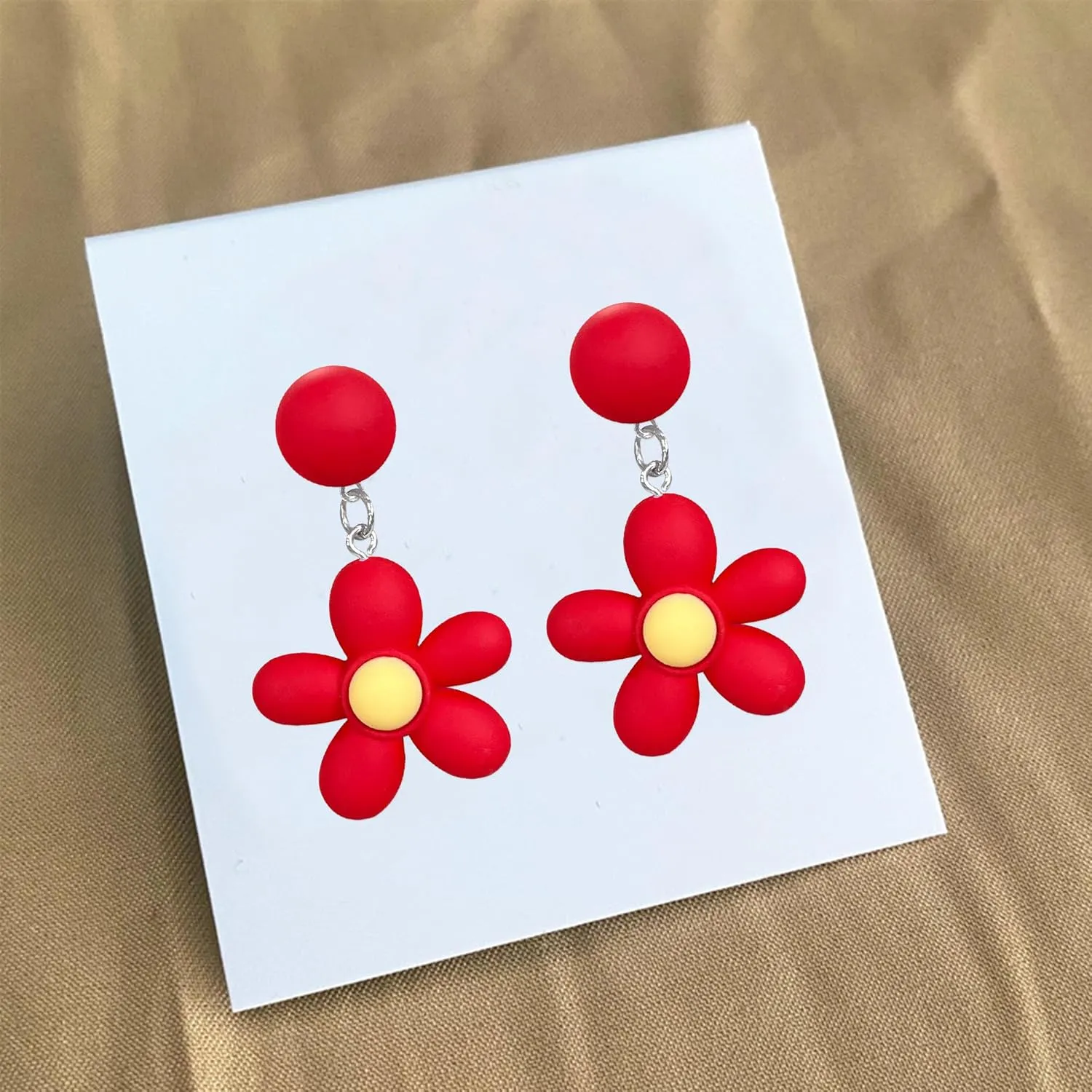 Resin Daisy Flower Stud Earrings Cute Dangle Little Sun Flower Drop Earring for Women Jewelry