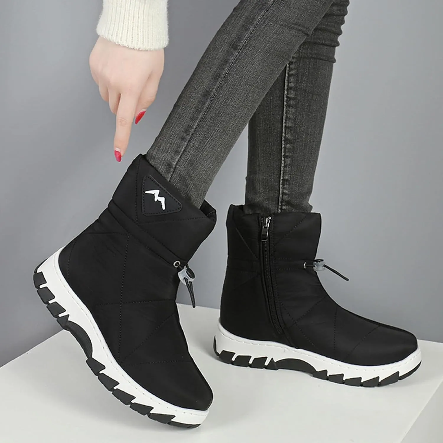 Snow Boots for Women Waterproof Winter Boots Non Slip Fur Lined Booties Cold Weather Lace Up Ankle Boots Outdoor Sneakers Winter Shoes