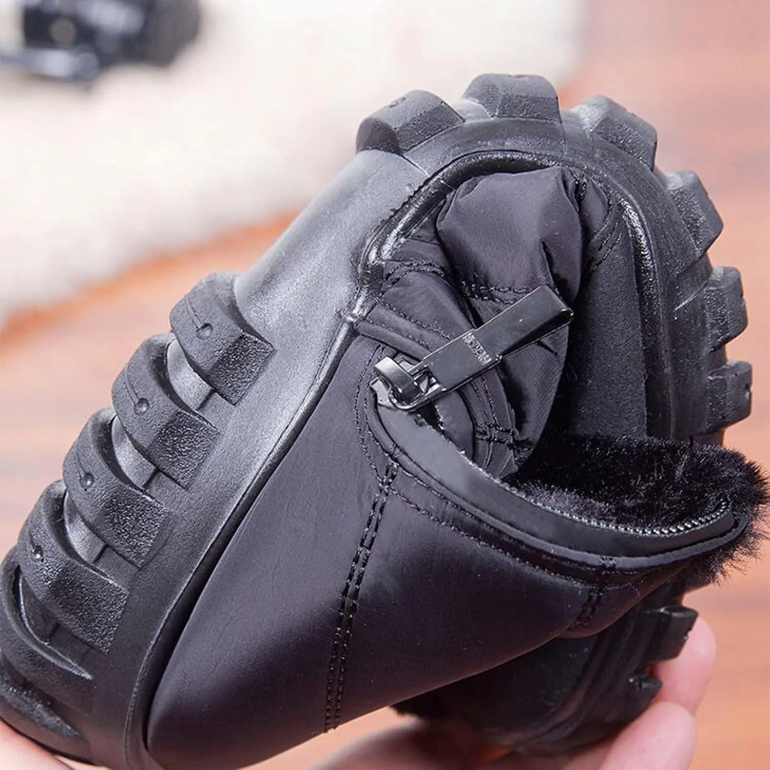 Snow Shoes For Men Plush Lined Non-Slip Winter Walking Shoes For Men Slip On Hiking Boots Women aterproof
