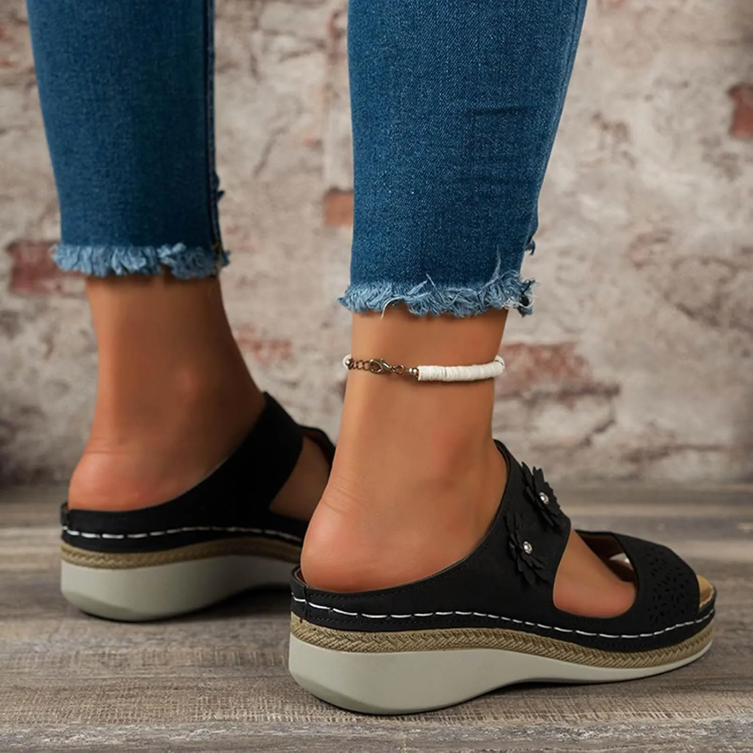 Women's Comfortable Orthopedic Sandals Open Toe Wedge Non Slip Sandals Hollow Out Breathable Wedges Slippers Trendy Flowers Working Shopping Walking Slippers