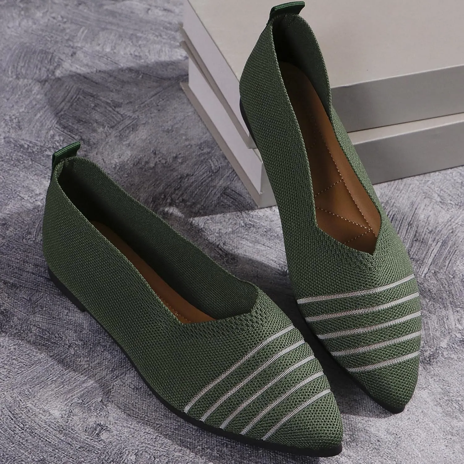 Women's Retro Flat Shoes Flying Weave Round Head Shallow Mouth One Foot Stirrup Single Shoes Work Single Shoes