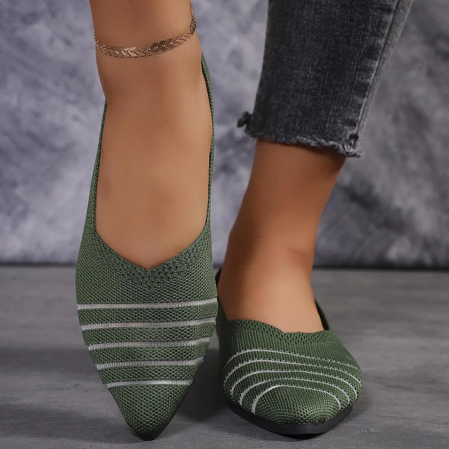 Women's Retro Flat Shoes Flying Weave Round Head Shallow Mouth One Foot Stirrup Single Shoes Work Single Shoes