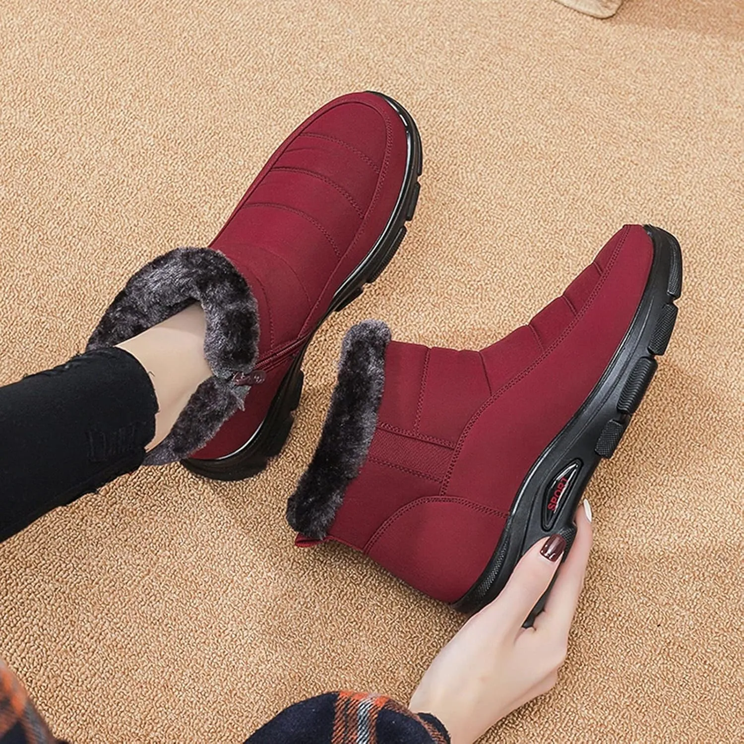 Women's Snow Boots Waterproof Winter Boots Non-slip Warm Fur Booties Lightweight Slip on Ankle Boots Comfortable Winter Shoes Trekking Shoes